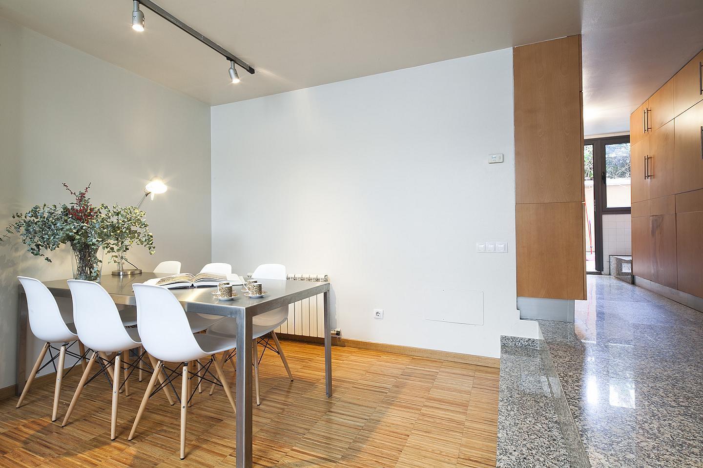 My Space Barcelona Guell Terrace Center Εξωτερικό φωτογραφία